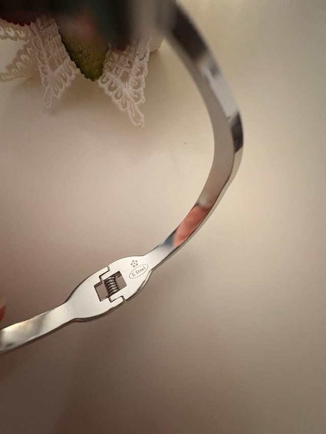 Bracciale farfalla in acciaio inossidabile zirconi