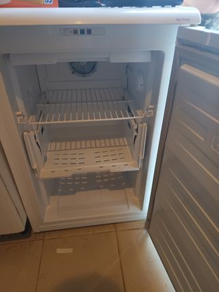 Congelador pequeño No Frost