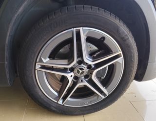 Mercedes-Benz GLB **PACK AMG** 2021
