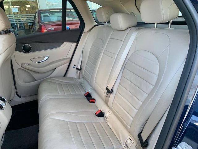 SE VENDE MERCEDES GLC 250CDI 204CV AMG
