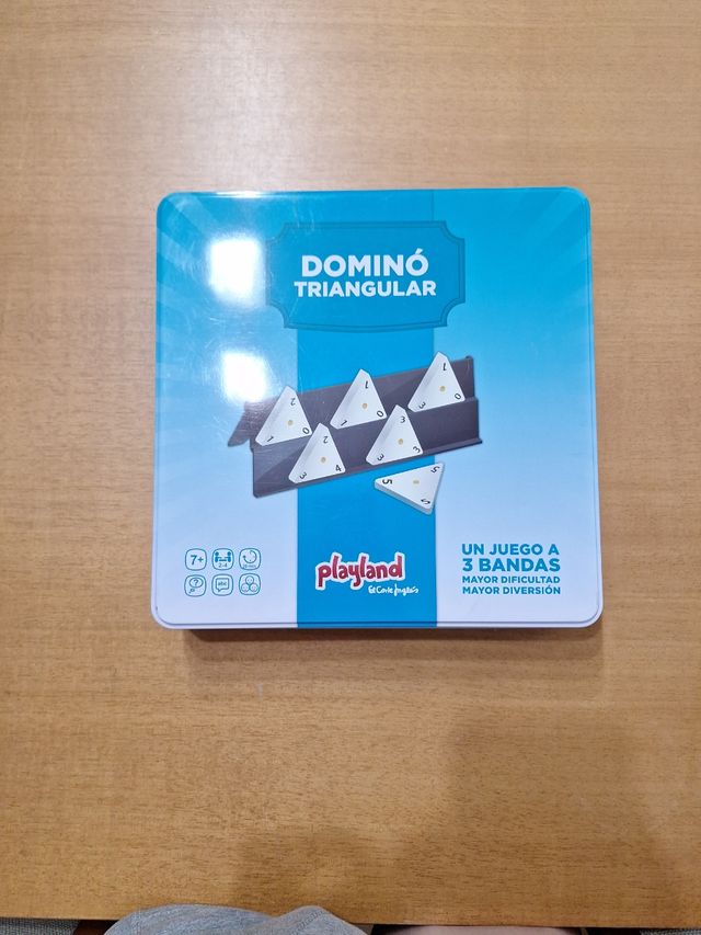 Dominó Triangular Playland