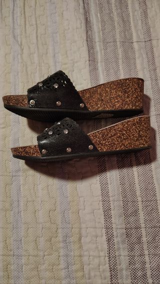 Chanclas XIMIX negras-suela corcho