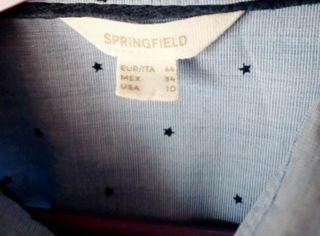 Camisa oxford azul claro con estrellas