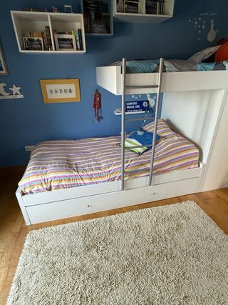 Cama tren infantil - blanca y multicolor