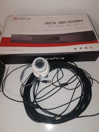 2 cámaras y grabadora CCTV Safire 16CH.