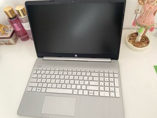 Portátil HP 476GB Plata - Nuevo
