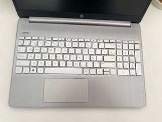 Portátil HP 476GB Plata - Nuevo