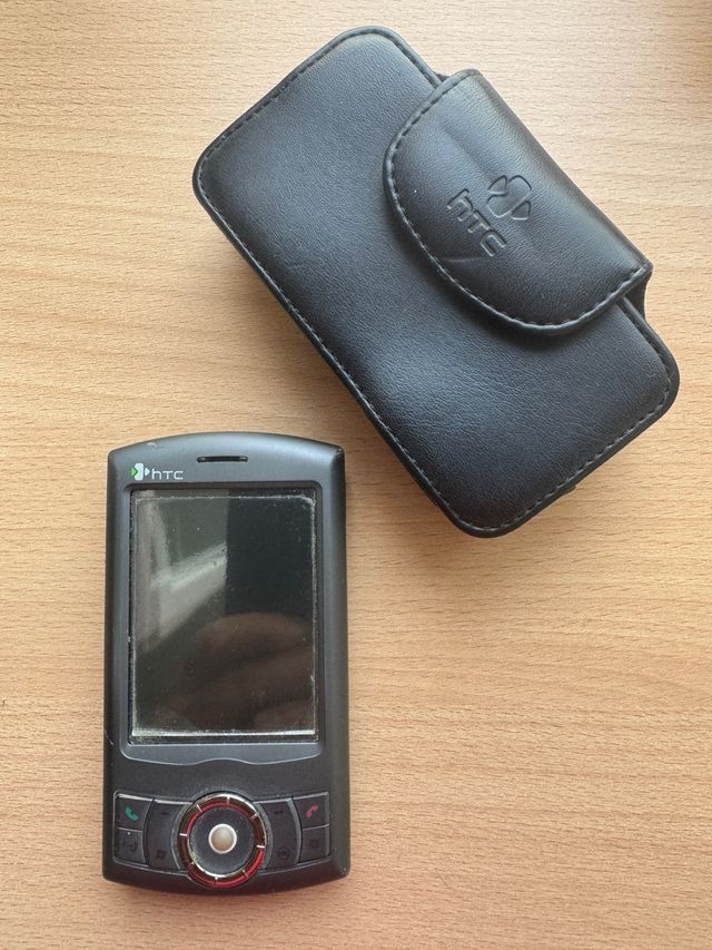 HTC PDA con funda - Teléfono móvil