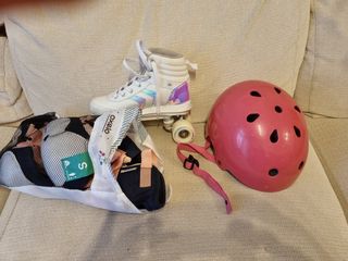 Patines niña + casco + protecciones