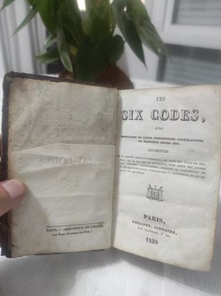 Les Six Codes