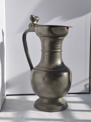 Jarra Peltre Antigua con Tapa