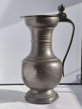 Jarra Peltre Antigua con Tapa