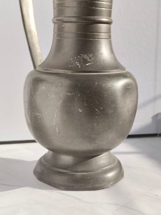 Jarra Peltre Antigua con Tapa