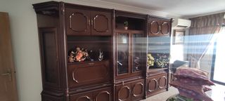 Mueble salón madera clásico