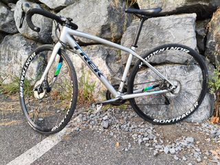 Bicicleta TREK Domane ALR disc hidr