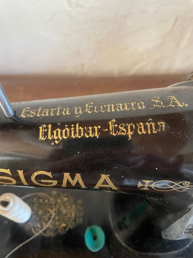 Máquina coser Sigma Antigua Portátil