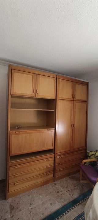 Armario madera marrón multiusos
