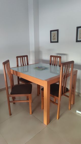 Mesa comedor 4 sillas - Madera y cristal