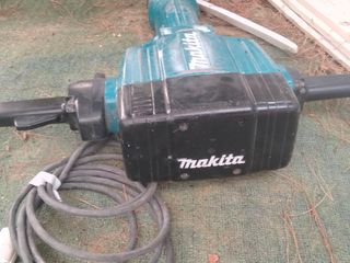 Martillo demoledor Makita HM1810