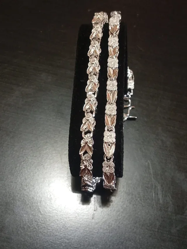 Conjunto de dos pulseras Chapadas en  Plata de Ley