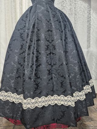 Falda huertana negra