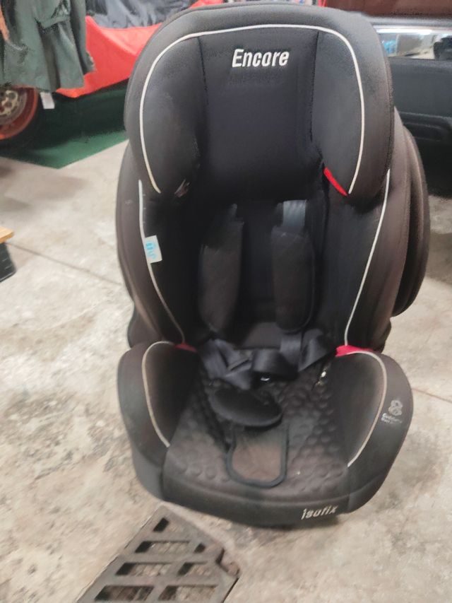 Silla coche bebé isofix,otra sin isofix