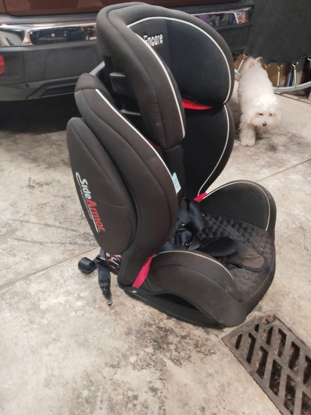 Silla coche bebé isofix,otra sin isofix