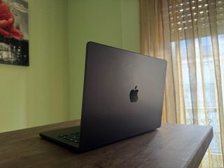 MacBook Pro 14″ M3 Pro, 18 GB RAM, 512 GB SSD