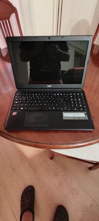 Portátil Acer negro