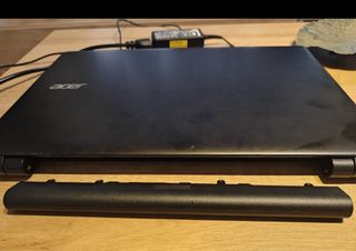 Portátil Acer negro