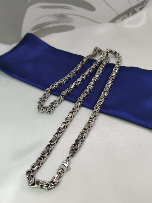 Collar Dragón plateado de Acero Inoxidable