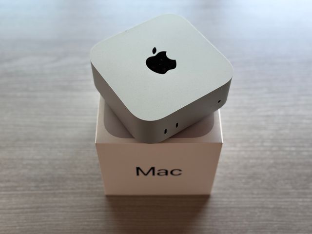 Apple Mac Mini M4 (16GB RAM, 512GB)