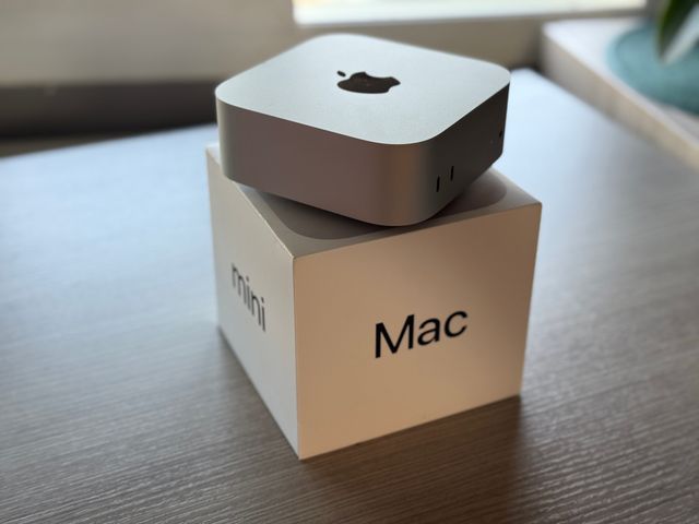 Apple Mac Mini M4 (16GB RAM, 512GB)