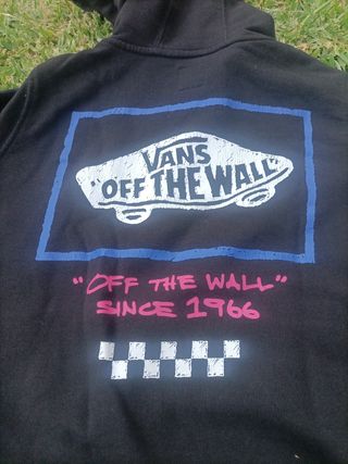 Sudadera Vans negra c/ capucha de tienda oficial