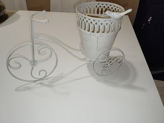 Macetero blanco metal - Decorativo