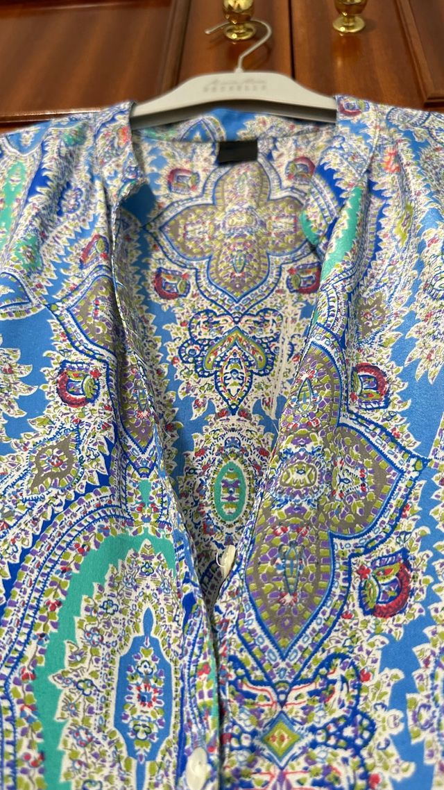 Vestido playero azul estampado