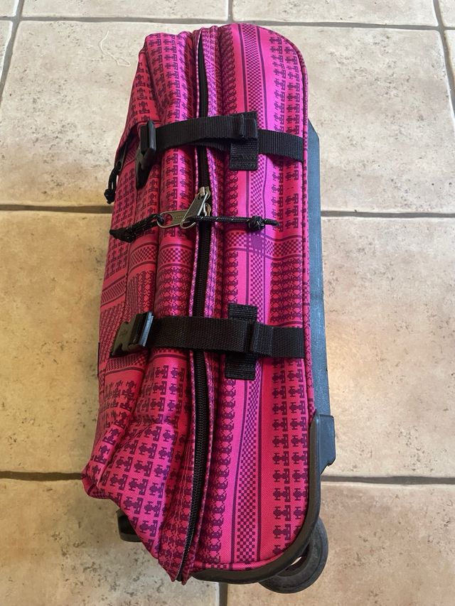Valigia rosa Eastpak - Viaggio