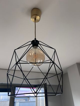 2 Lámparas colgantes geométrica negra y dorada