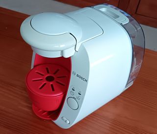 Cafetera Bosch Tassimo roja