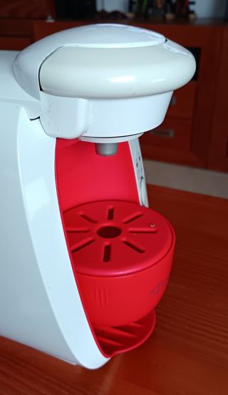 Cafetera Bosch Tassimo roja
