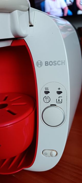 Cafetera Bosch Tassimo roja