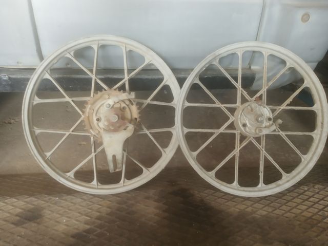 Llantas Hispania M80