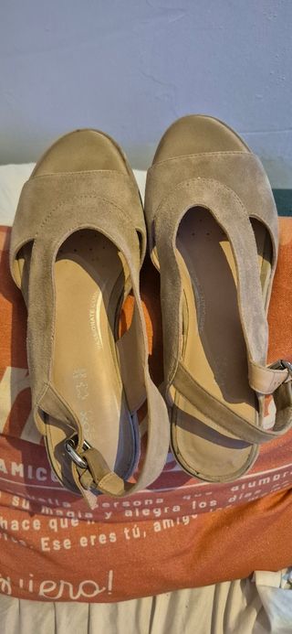 Sandalias Geox Beige