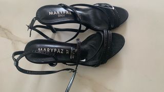 Tacones MaryPaz negros, talla 37