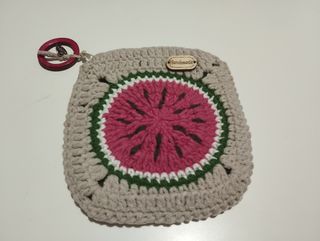 Monedero tejido a mano-kiwi