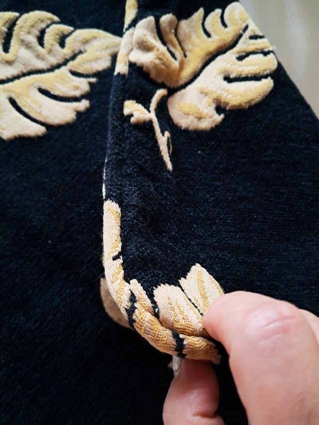 Capa Almofada - Folhas Douradas