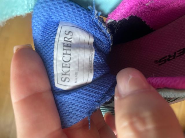 Zapatillas Skechers niña, talla 24