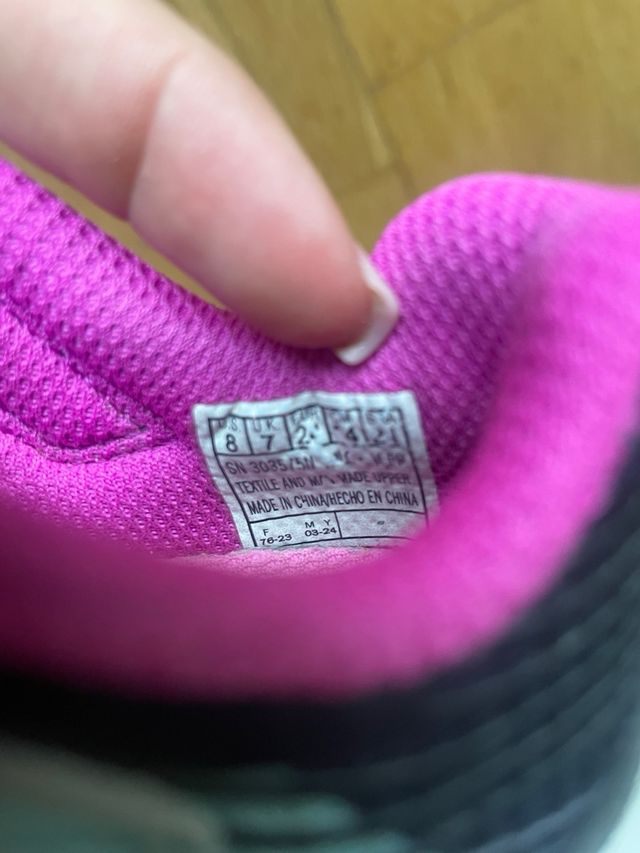 Zapatillas Skechers niña, talla 24