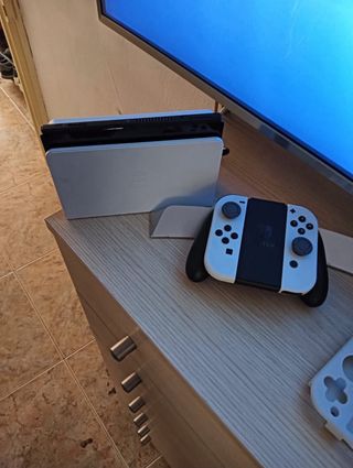 Nintendo Switch OLED - Bianco