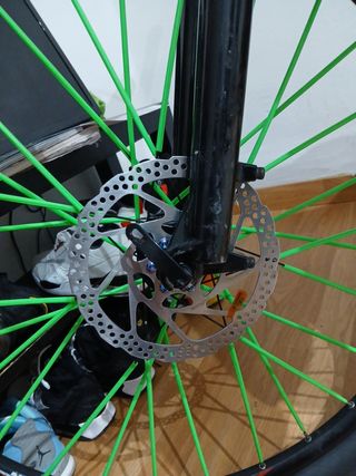 Discos freno bici 180mm
Esta como nuevo no lo use